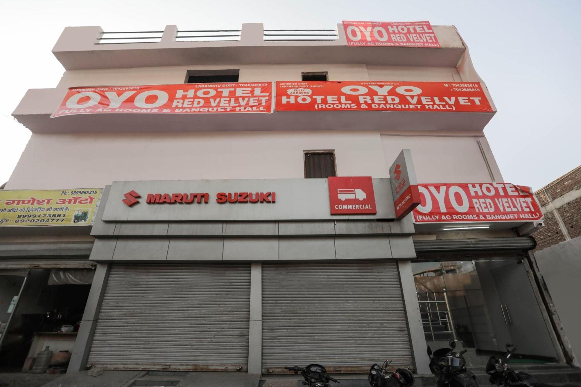 Hotel O Red Velvet Rooms & Banquet Faridabad Dış mekan fotoğraf